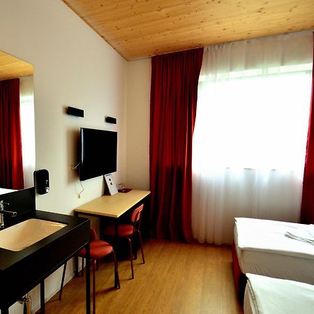 Bed And Breakfast Portal 류블랴나 외부 사진