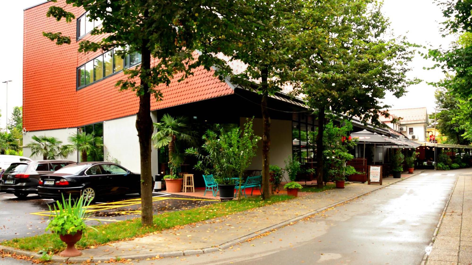 Bed And Breakfast Portal 류블랴나 외부 사진