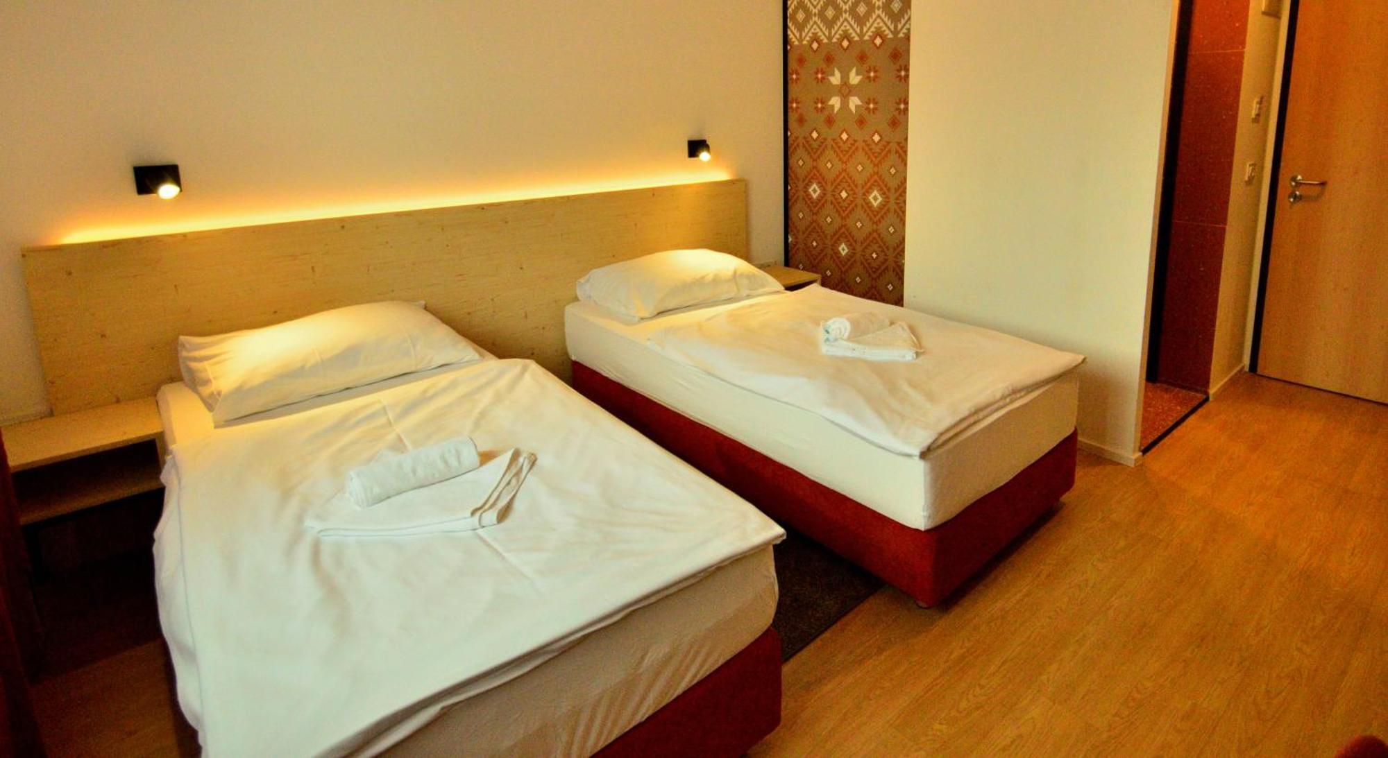 Bed And Breakfast Portal 류블랴나 외부 사진